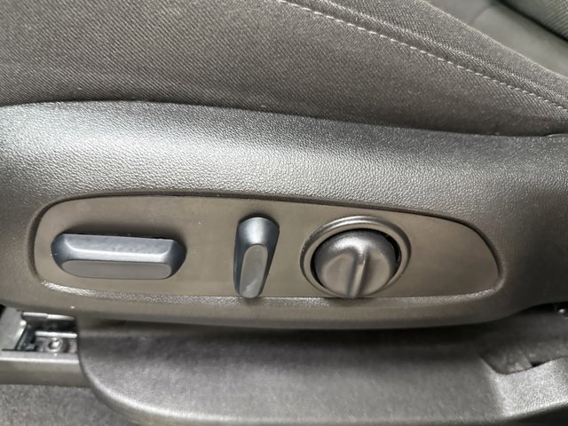 Used 2024 Chevrolet Traverse LT image 26