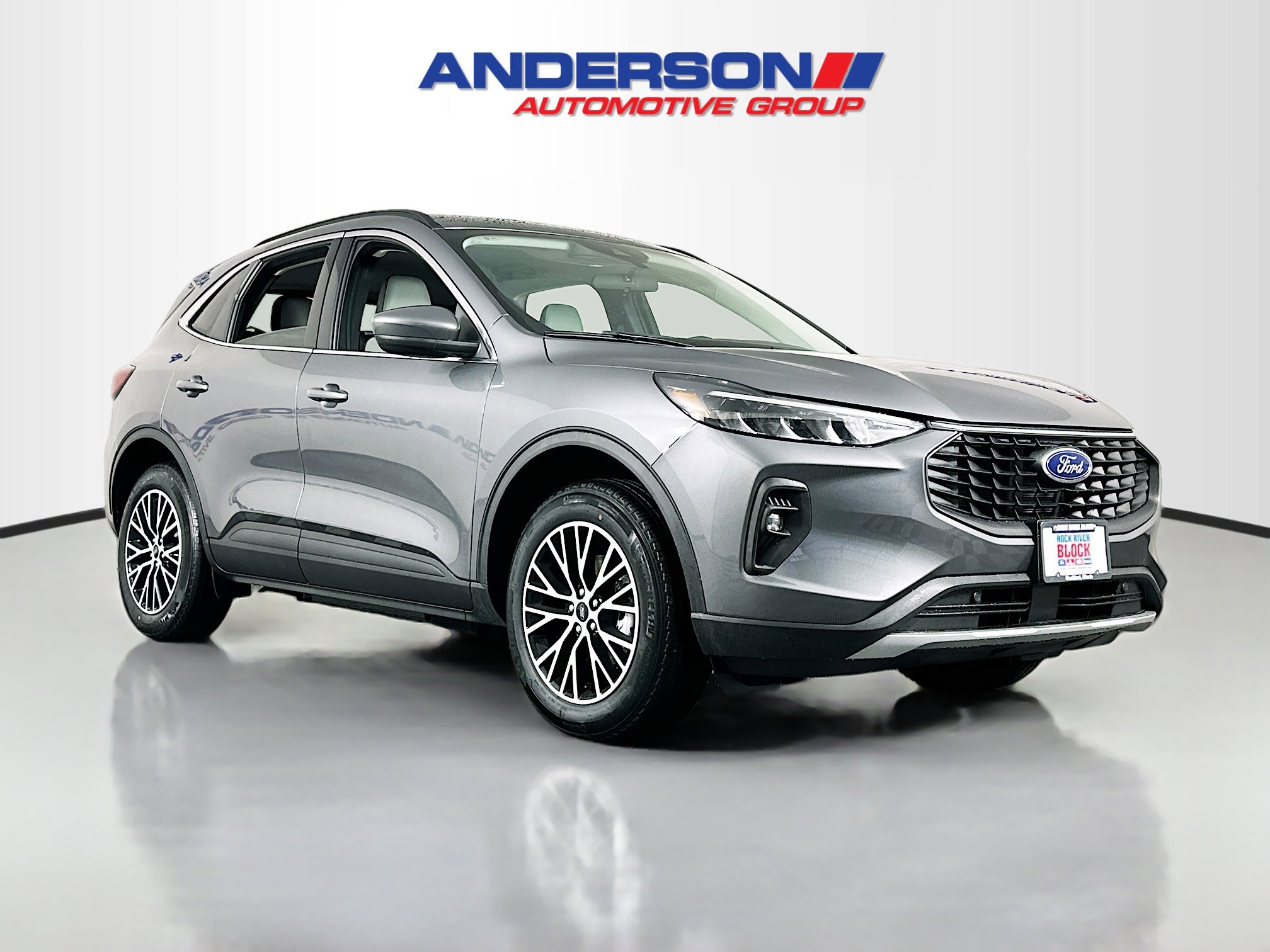 New 2025 Ford Escape SE