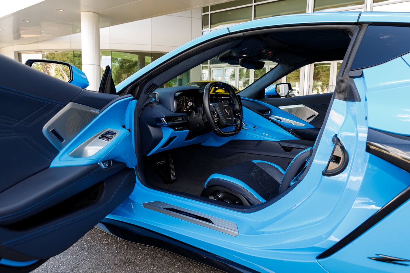 Used 2025 Chevrolet Corvette Z06 RWD image 42