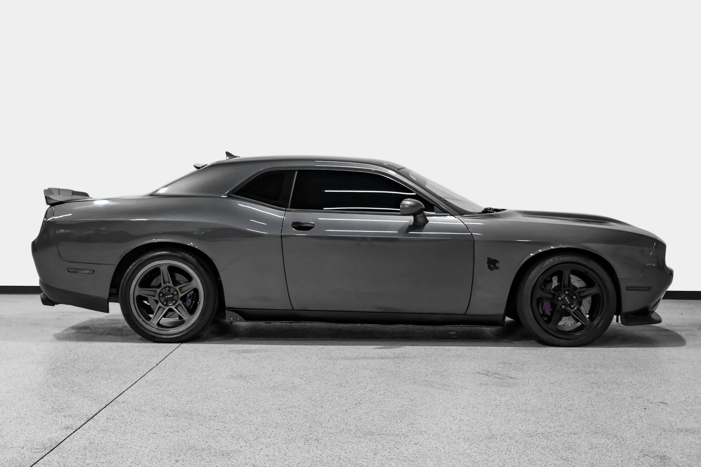 Used 2019 Dodge Challenger R/T Scat Pack w/ Dynamics Package RWD image 5