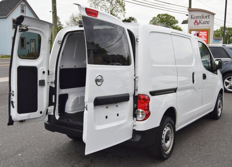Used 2020 Nissan NV200 S w/ Back Door Glass Package FWD image 18