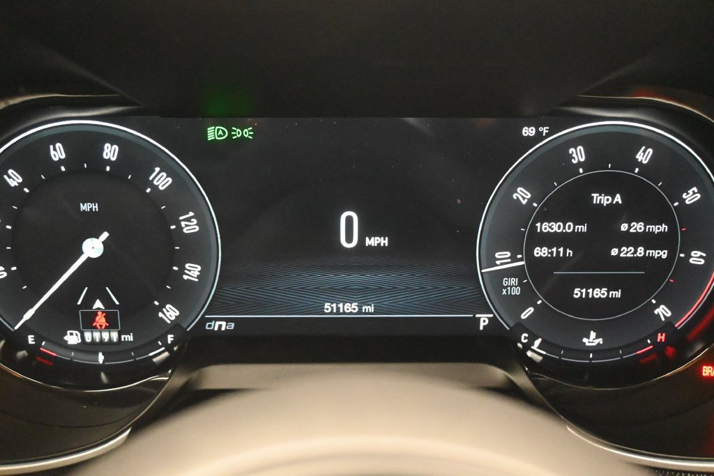 Used 2024 Alfa Romeo Giulia Veloce AWD/4WD image 13