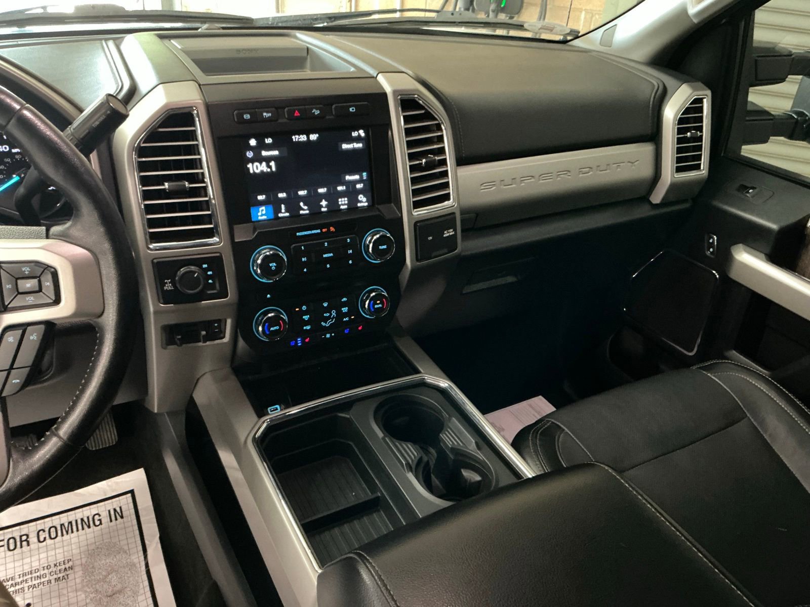 Used 2017 Ford F350 Lariat w/ Lariat Ultimate Package image 13