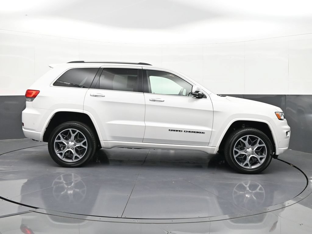 Used 2019 Jeep Grand Cherokee Overland AWD/4WD image 6