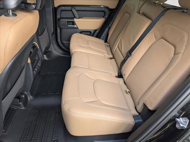 New 2026 Land Rover Defender 110 S AWD/4WD image 15