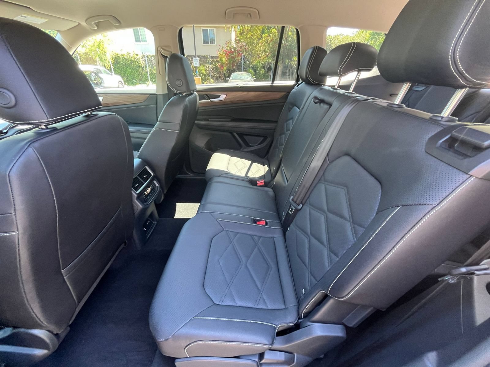 Used 2026 Volkswagen Atlas SE FWD image 28