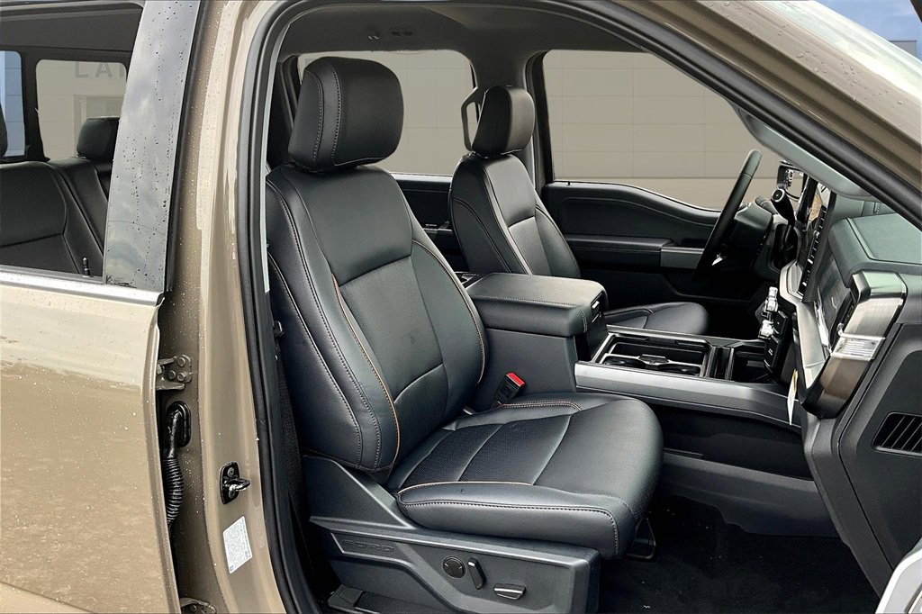 New 2026 Ford F250 Lariat w/ Chrome Package image 12