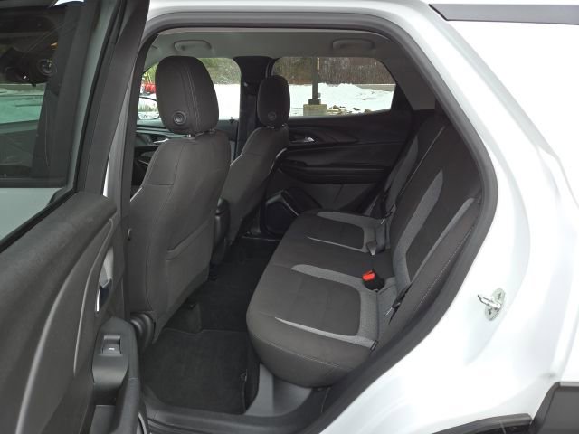 Used 2025 Chevrolet TrailBlazer LT image 14