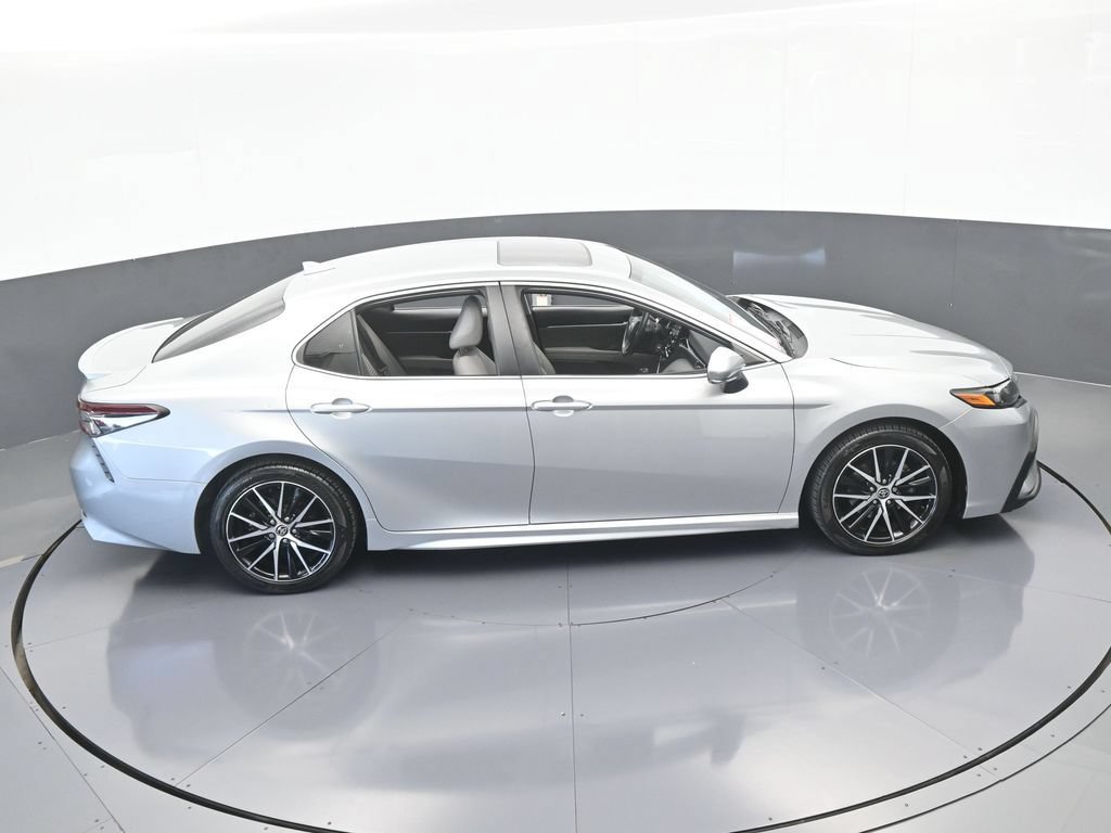 Used 2021 Toyota Camry SE w/ Cold Weather Package AWD/4WD image 49