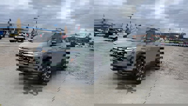 New 2026 Chevrolet Equinox LT w/ Convenience Package II image 4