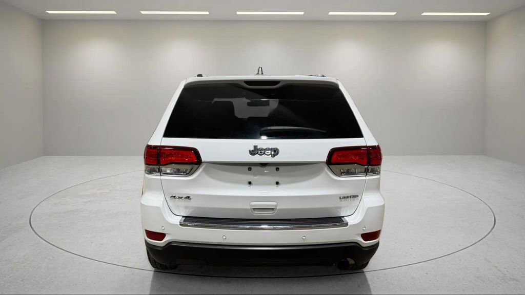 Used 2021 Jeep Grand Cherokee Limited w/ Luxury Group II image 4