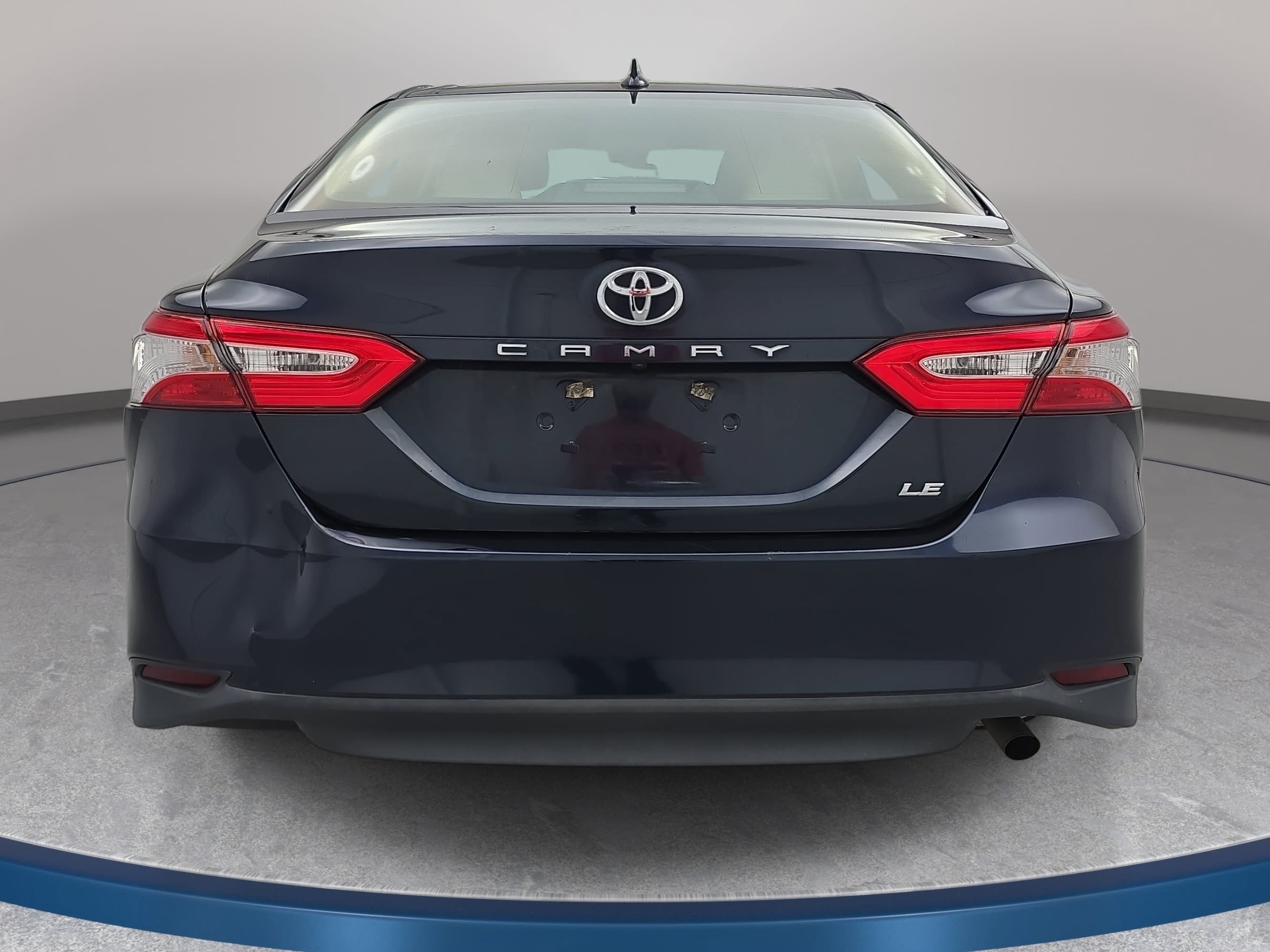Used 2019 Toyota Camry LE FWD image 6
