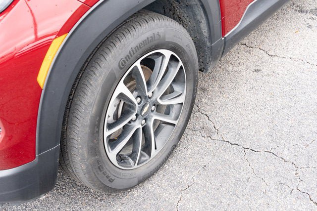 Used 2025 Chevrolet TrailBlazer LT FWD image 9