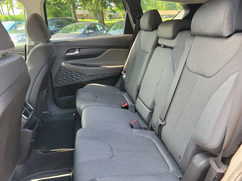 Used 2019 Hyundai Santa Fe SE FWD image 14