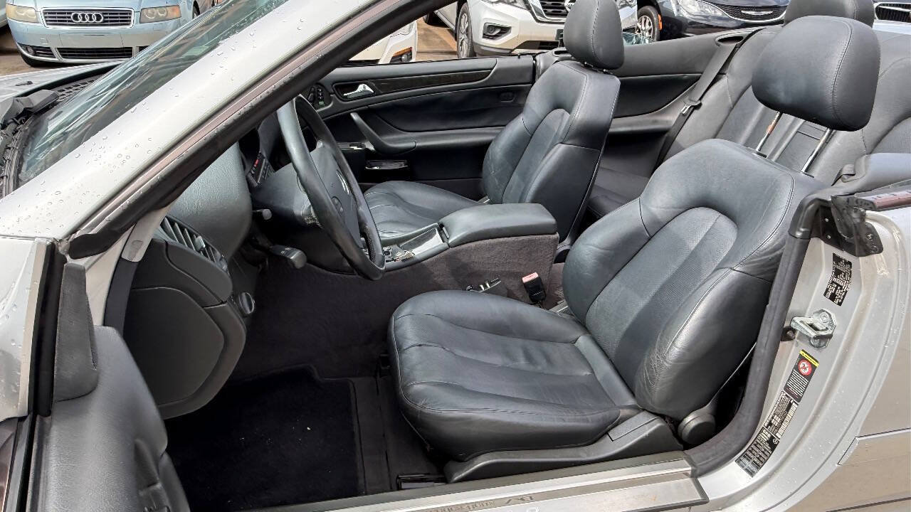 Used 2000 Mercedes-Benz CLK 430 Cabriolet image 31