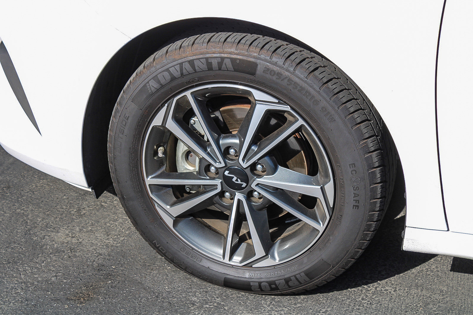 Used 2023 Kia Forte LXS FWD image 13