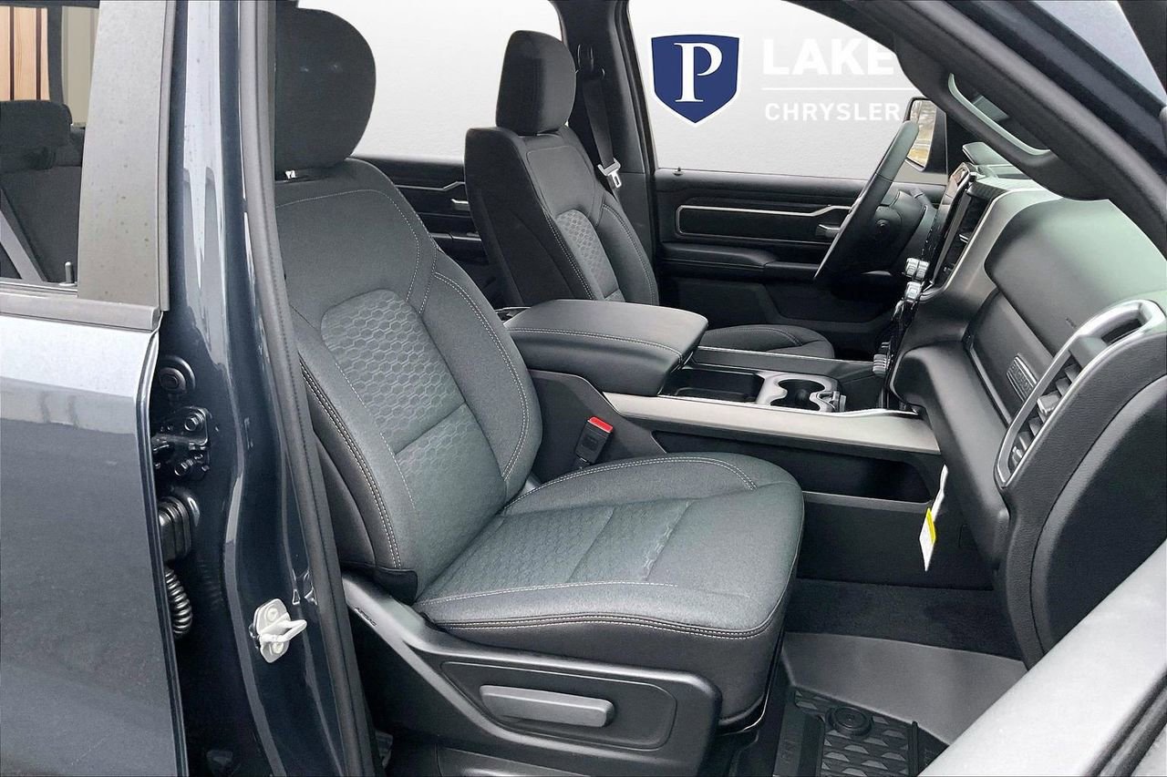 New 2026 RAM 1500 Big Horn AWD/4WD image 23