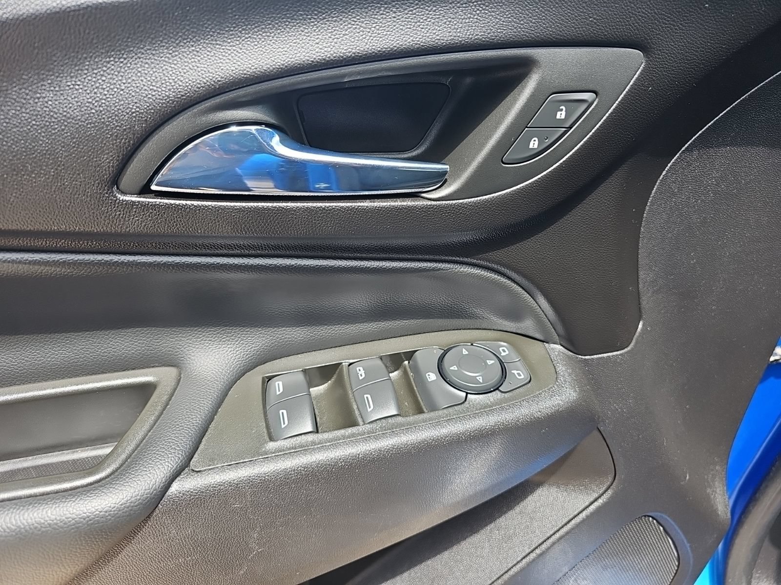 Used 2024 Chevrolet Equinox LT AWD/4WD image 12