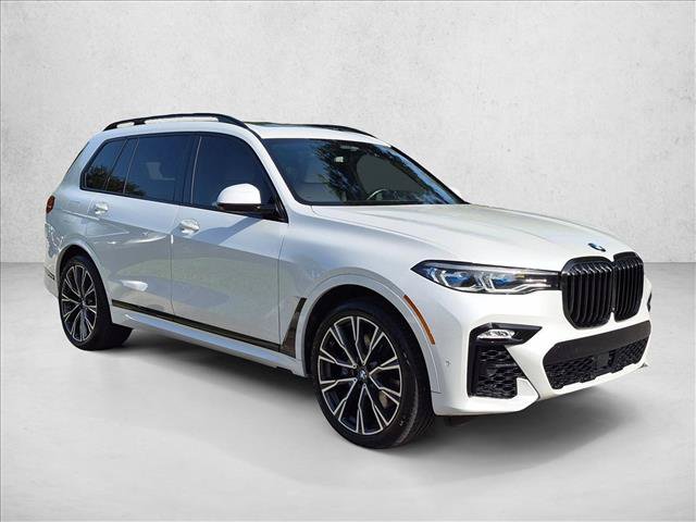 Used 2022 BMW X7 M50i w/ Dynamic Handling Package AWD/4WD image 3