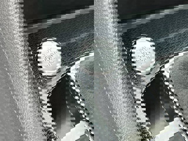 New 2025 Volkswagen Taos SE image 21