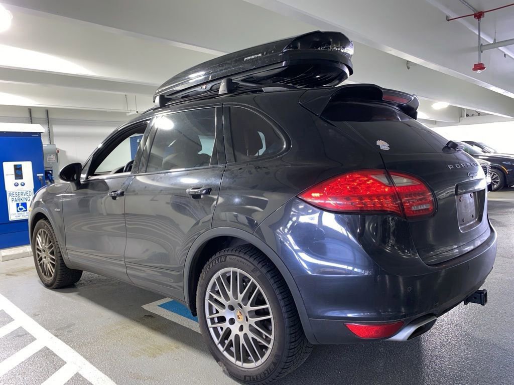 Used 2014 Porsche Cayenne Diesel AWD/4WD image 6