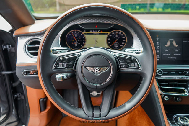 Used 2022 Bentley Flying Spur Plug-In Hybrid image 30