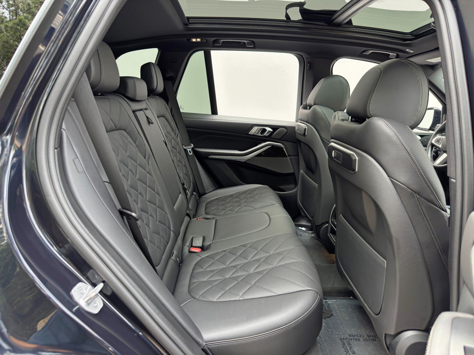 Used 2024 BMW X5 sDrive40i w/ M Sport Package RWD image 46