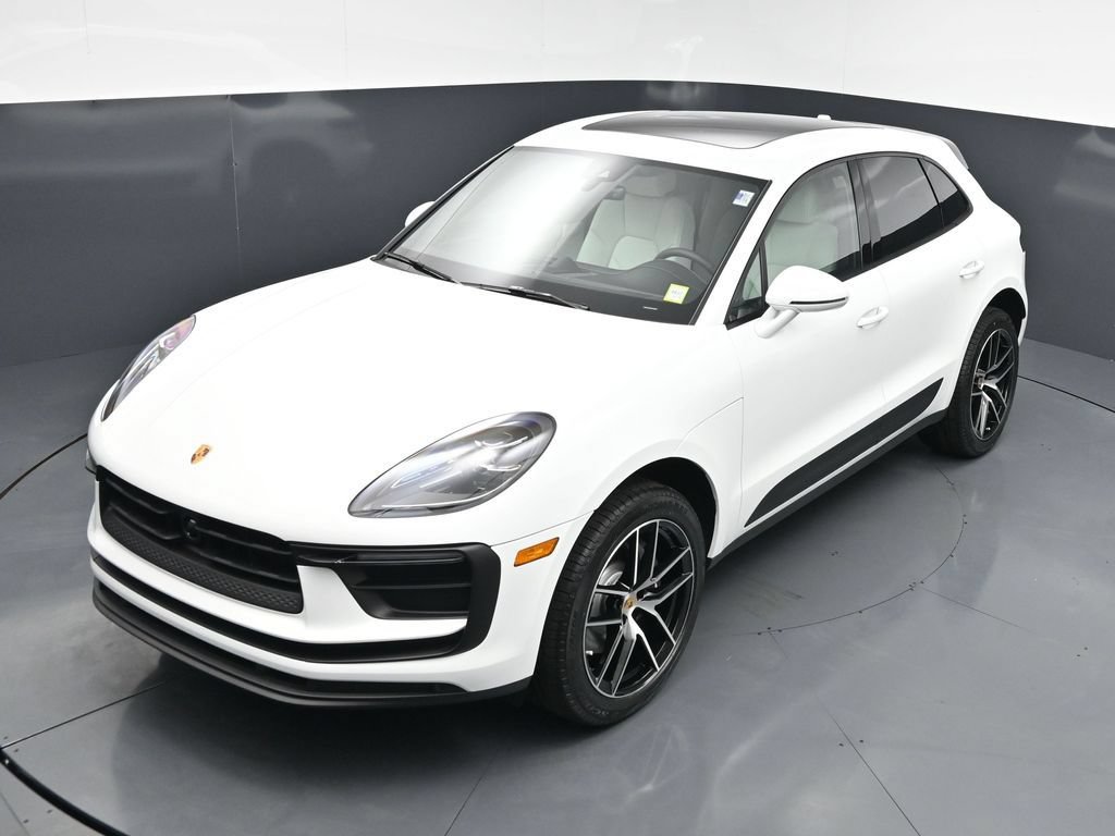 New 2026 Porsche Macan AWD/4WD image 13