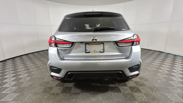 Used 2025 Mitsubishi Outlander Sport ES AWD/4WD image 4