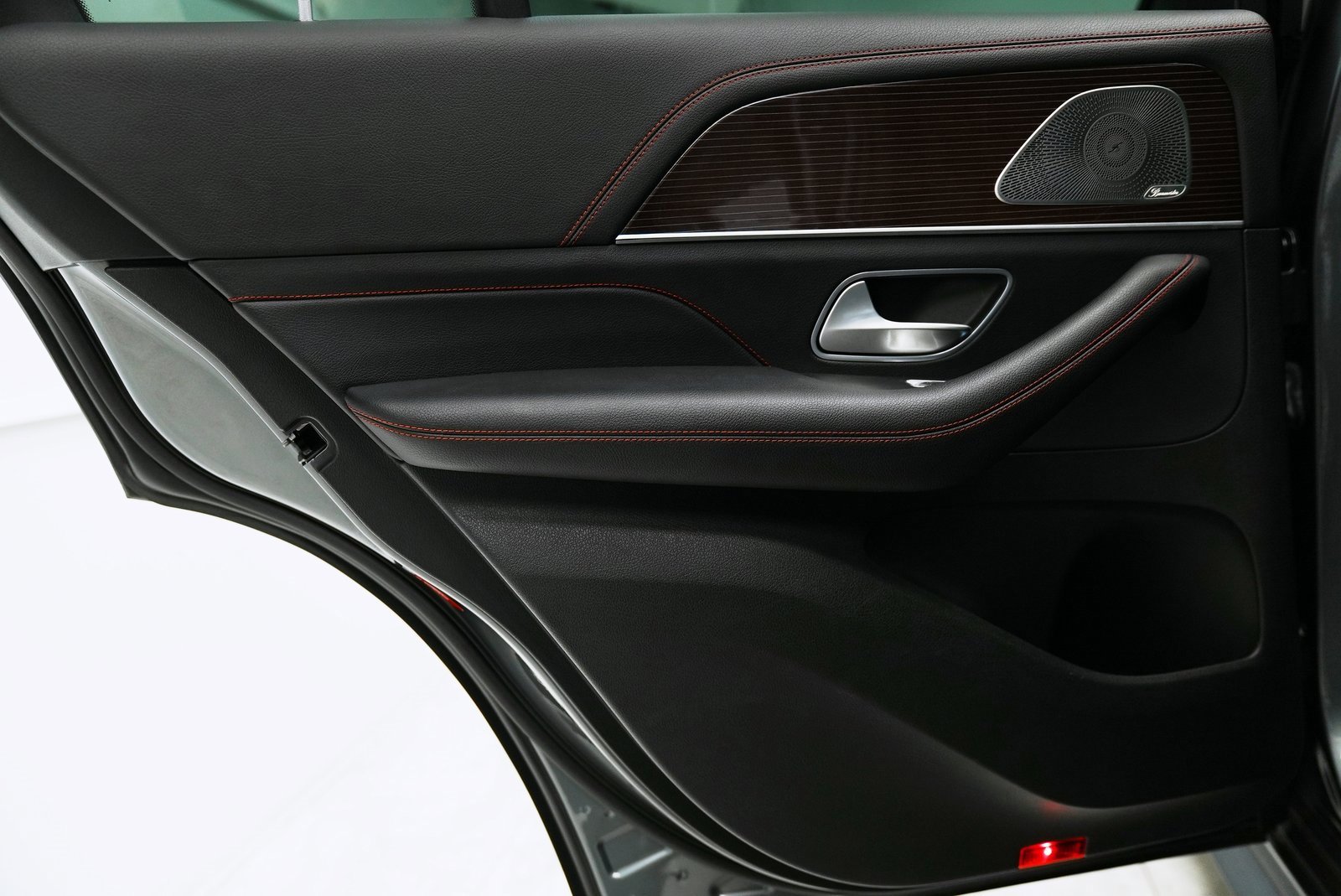 Used 2023 Mercedes-Benz GLE 53 AMG 4MATIC image 40