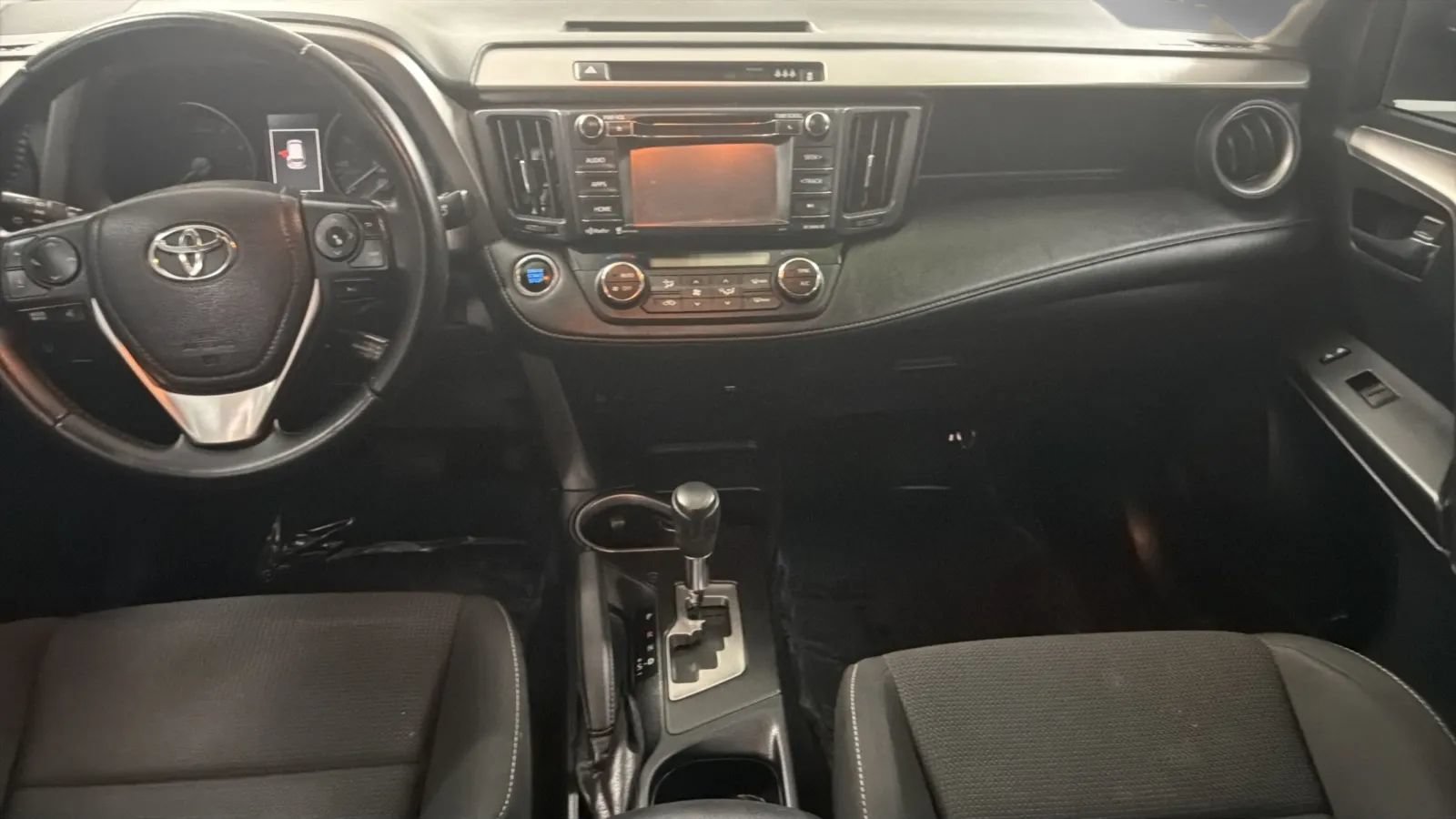 Used 2018 Toyota RAV4 XLE w/ Plus Extra Value Package FWD image 16