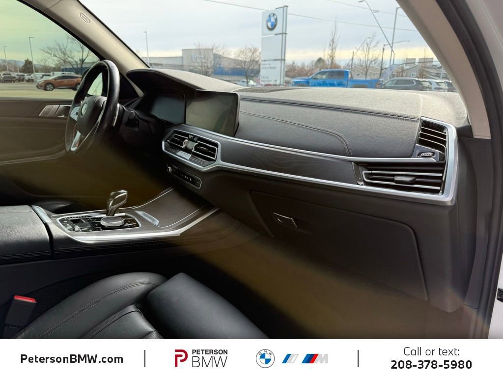 Used 2021 BMW X7 xDrive40i w/ Cold Weather Package image 19