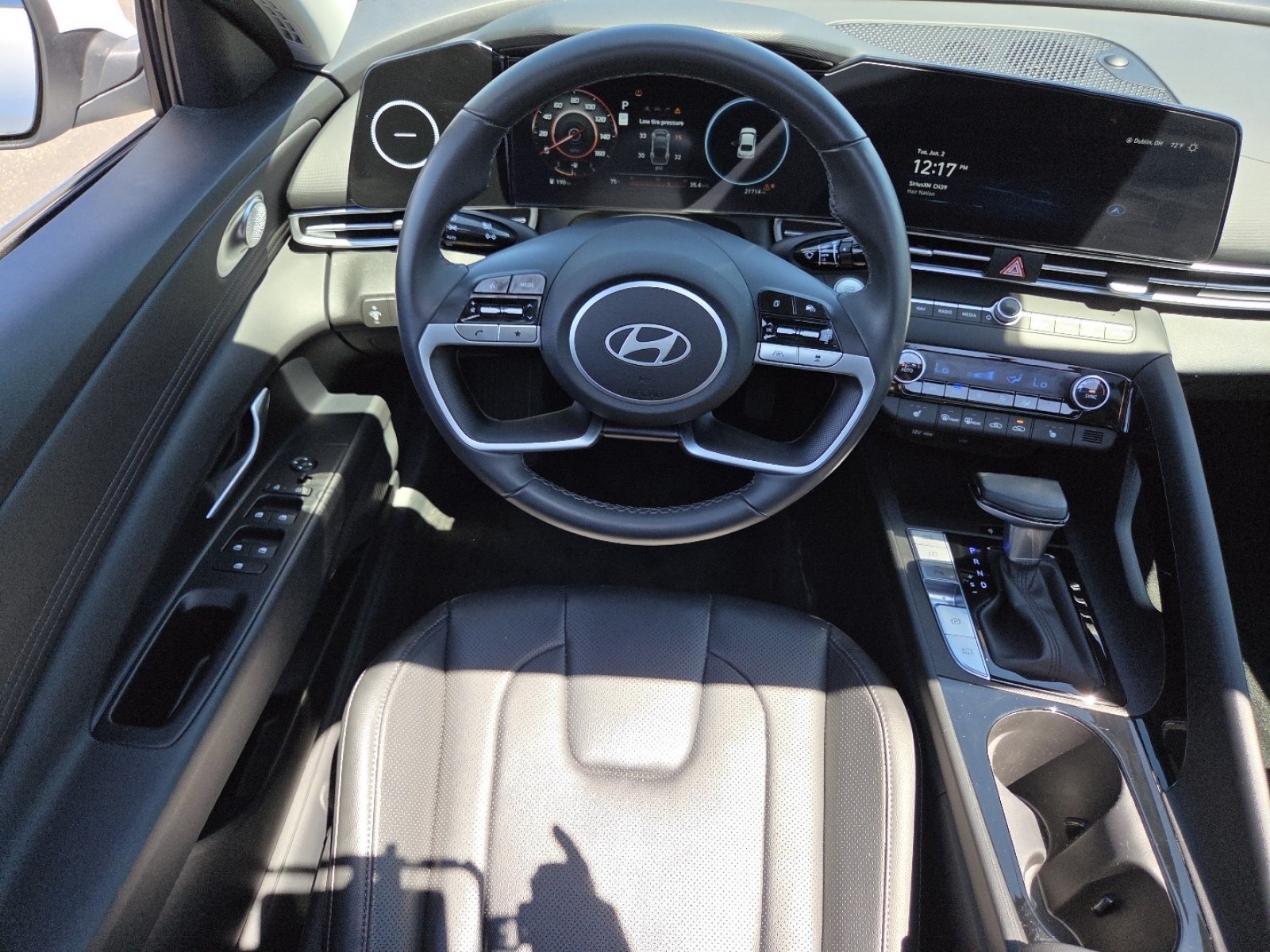 Used 2024 Hyundai Elantra Limited FWD image 29