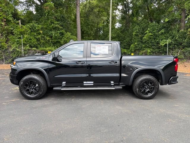 Used 2023 Chevrolet Silverado 1500 ZR2 w/ Technology Package AWD/4WD image 2