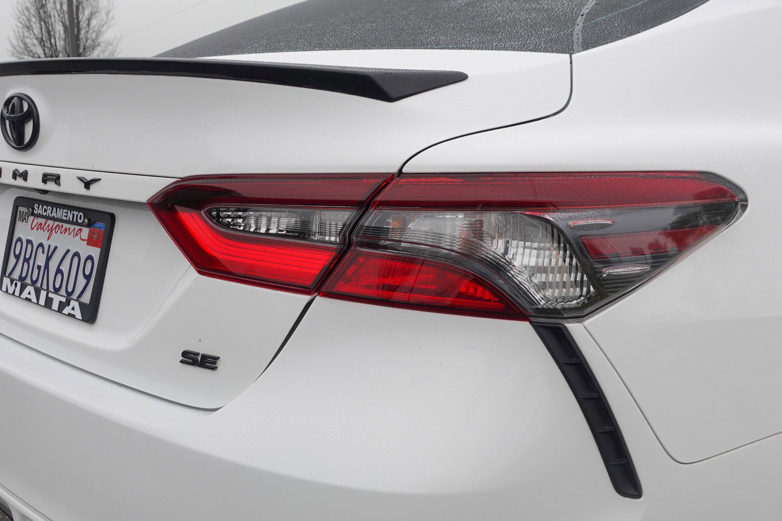 Used 2022 Toyota Camry SE image 5