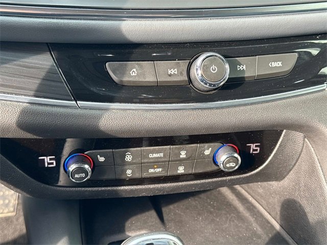 Used 2019 Buick Enclave Essence image 22
