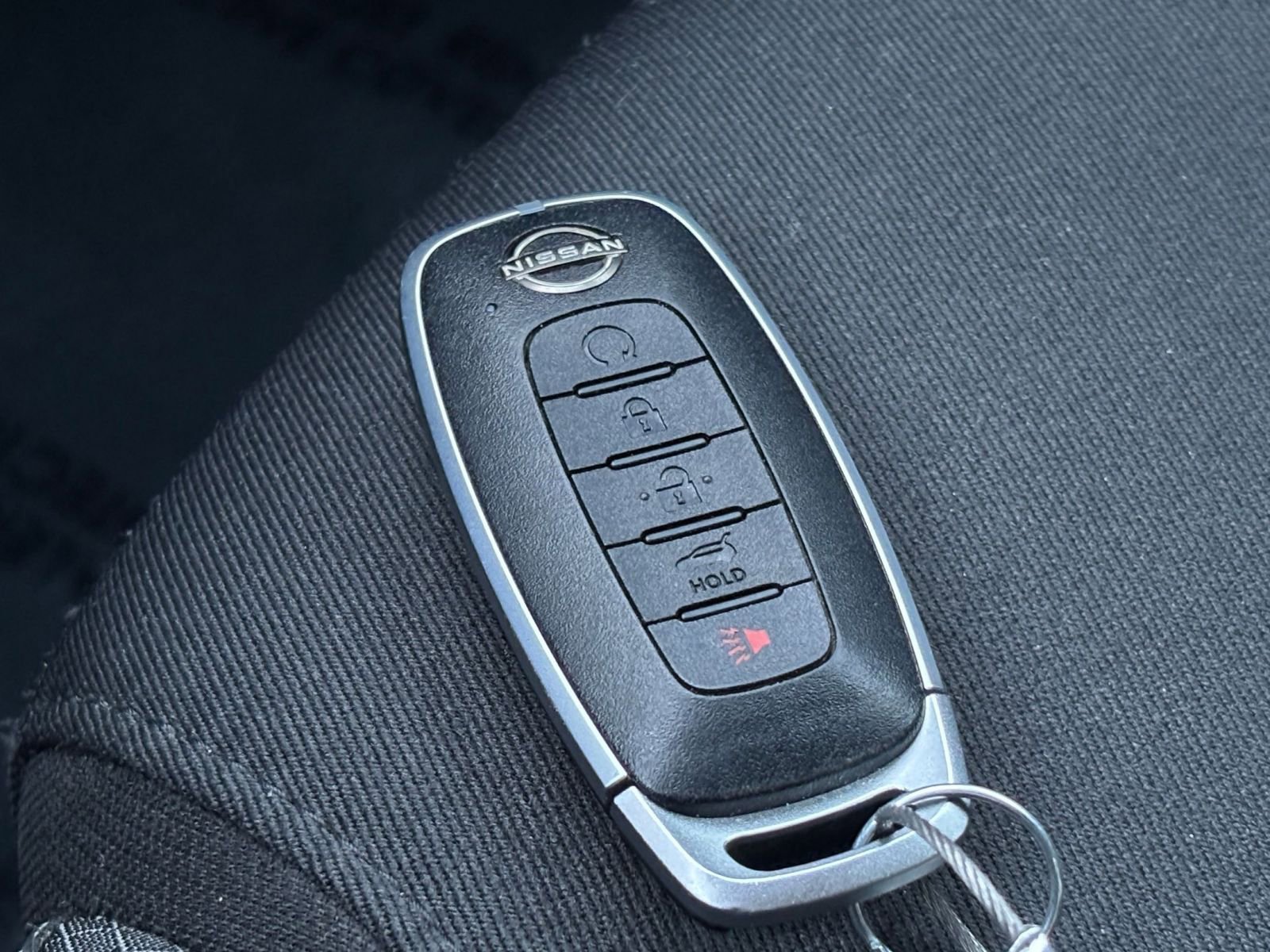 Used 2025 Nissan Pathfinder SV AWD/4WD image 27