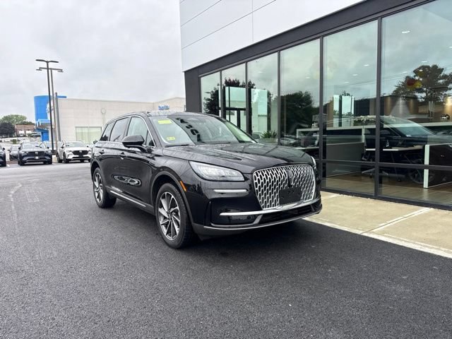 Used 2023 Lincoln Corsair AWD w/ Equipment Group 101A image 1