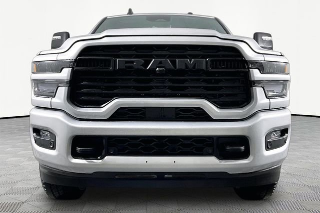 Used 2026 RAM 2500 Big Horn AWD/4WD image 2