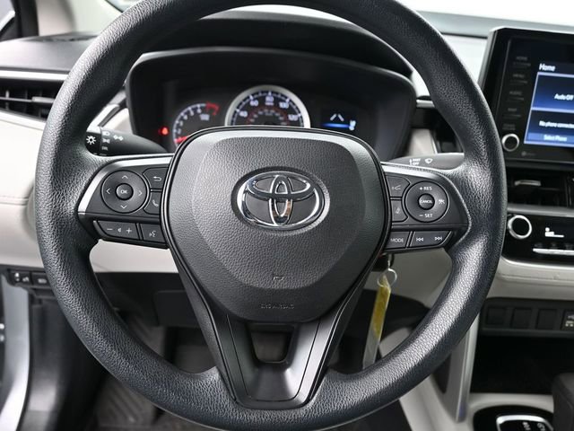 Certified 2022 Toyota Corolla Cross L image 13