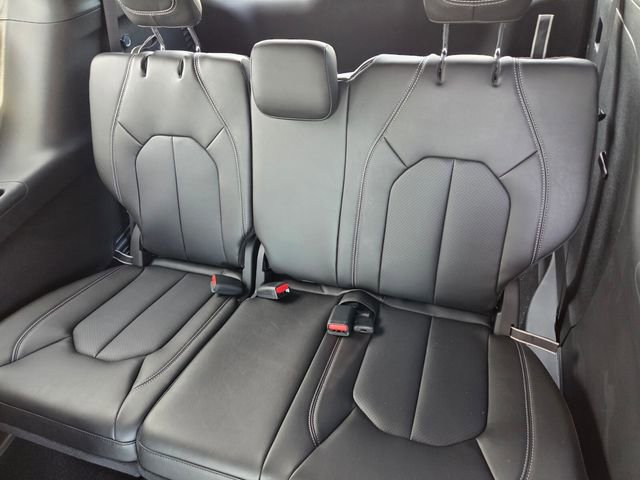 New 2026 Chrysler Voyager LX FWD image 6