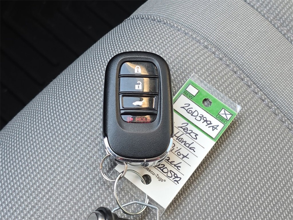 Used 2023 Honda Pilot LX image 36