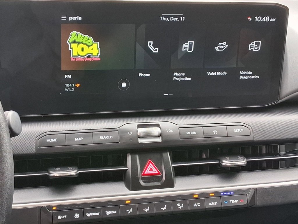 Used 2025 Kia K4 LXS image 8