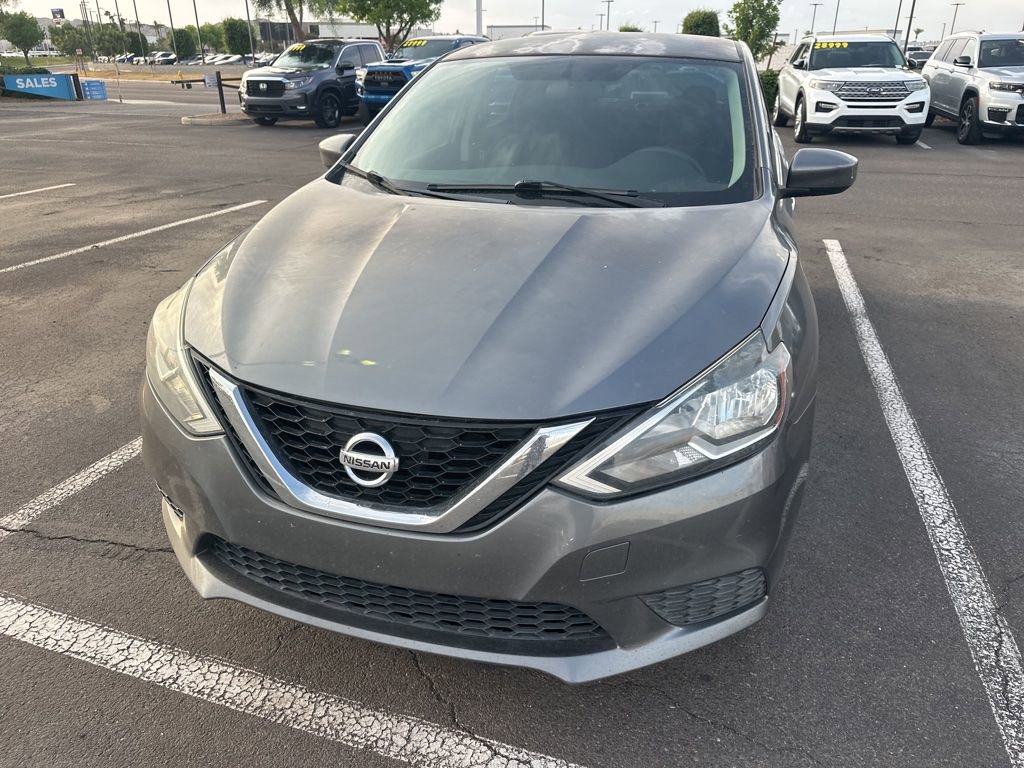 Used 2016 Nissan Sentra SV image 2
