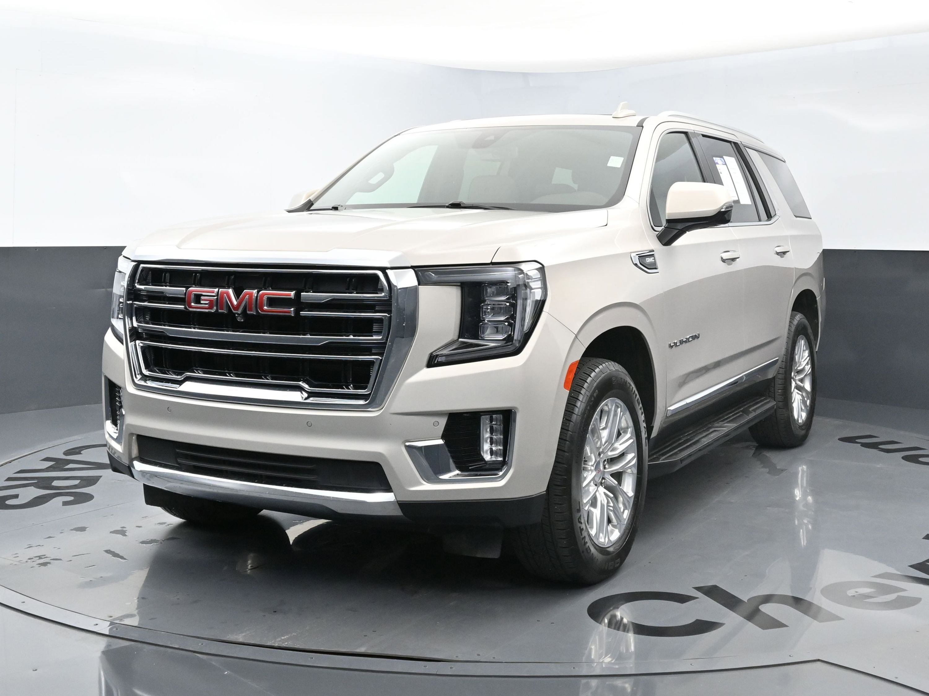 Used 2021 GMC Yukon SLT w/ SLT Premium Package image 5