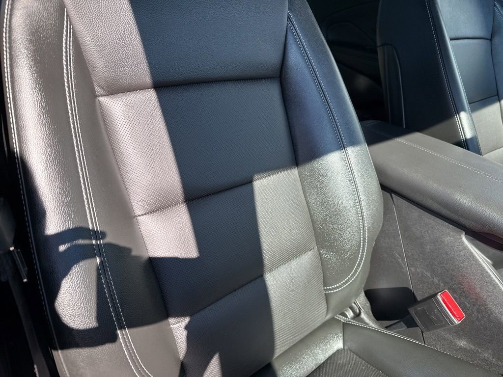 Certified 2024 GMC Terrain SLT w/ Infotainment Package II image 33