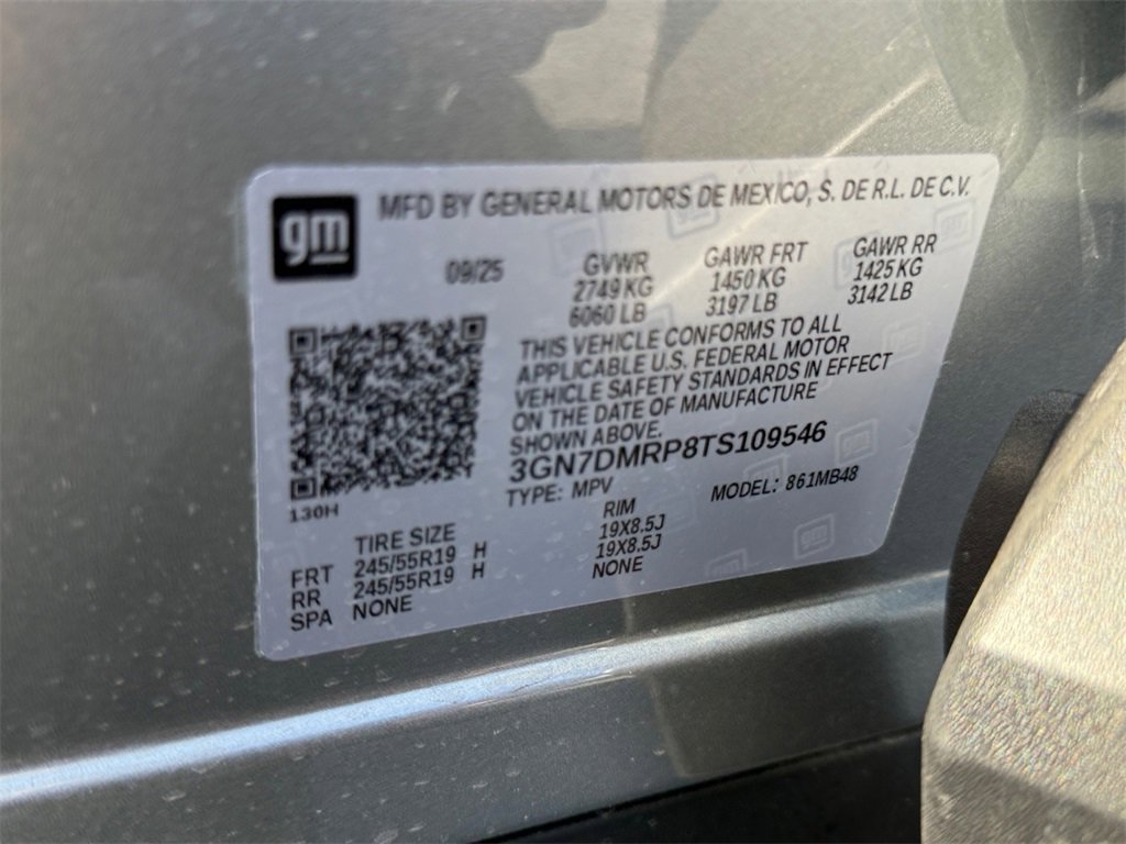 New 2026 Chevrolet Equinox EV LT w/ Midnight Package image 25