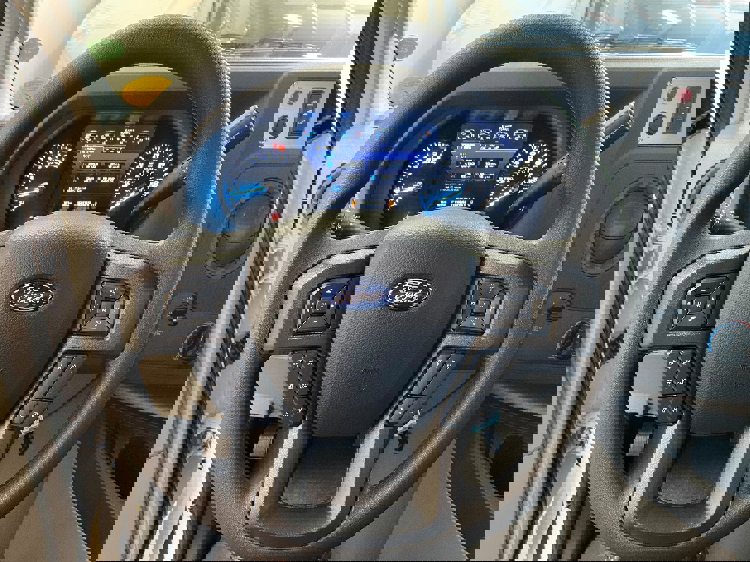 New 2026 Ford E-450 and Econoline 450 Super Duty w/ Power Equipment Group image 17