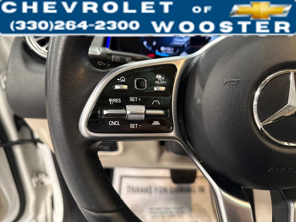 Used 2022 Mercedes-Benz EQB 300 4MATIC image 16