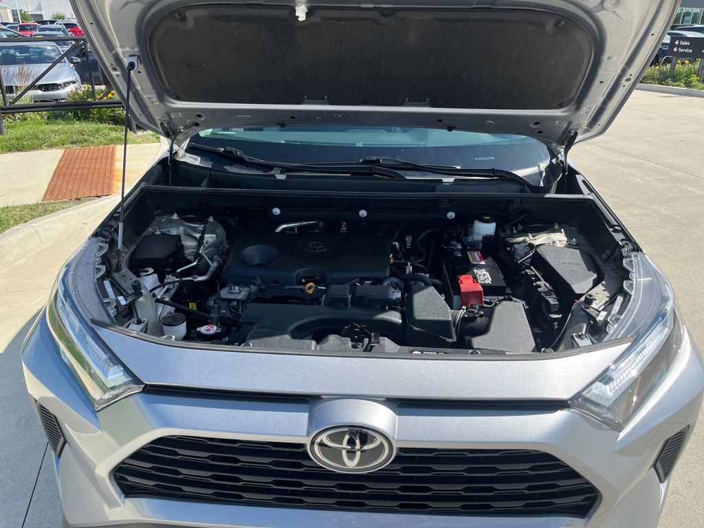 Used 2023 Toyota RAV4 XLE w/ Convenience Package AWD/4WD image 13